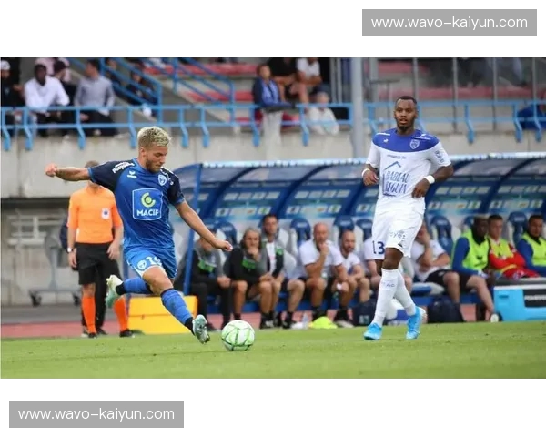 兰斯vs勒阿弗尔：法甲赛场上的宿命对决与足球激情